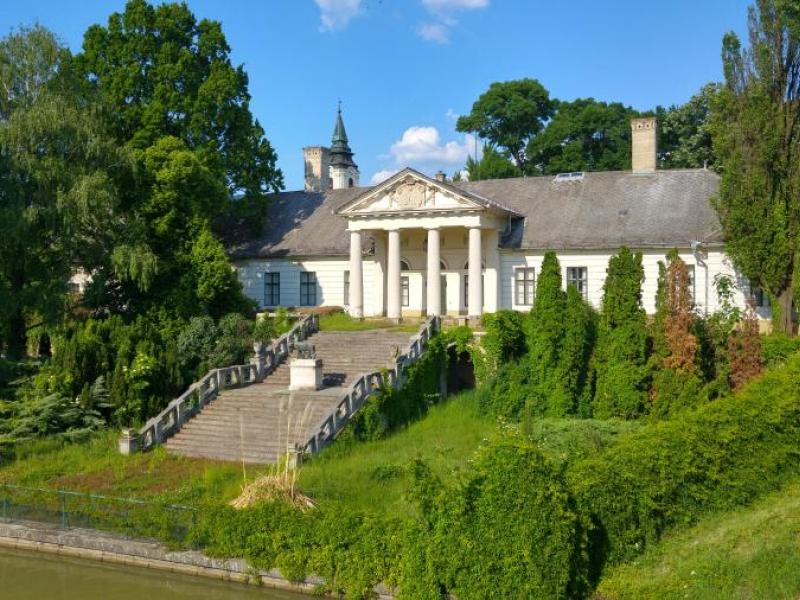 Bolza kastély, Szarvas